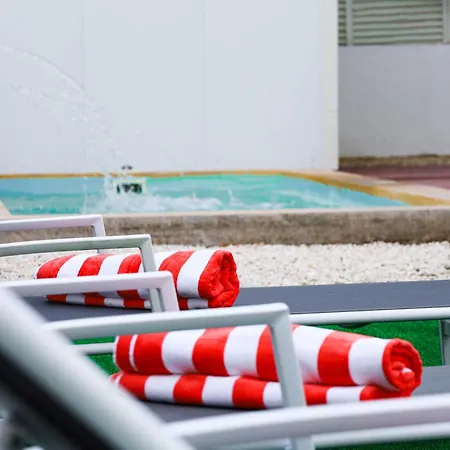 Beautiful Private Villa With Pool Dubai Exterior photo