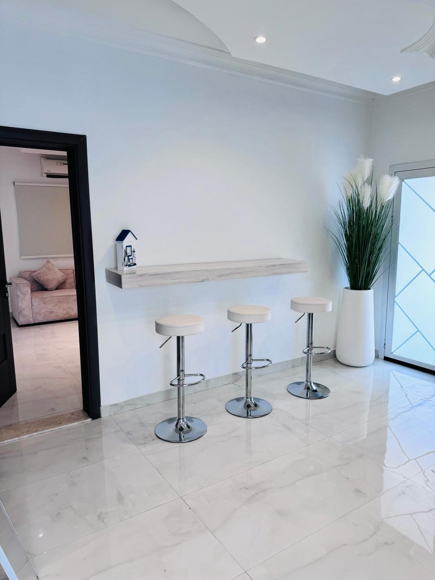 Villa Beautiful Private With Pool Dubai