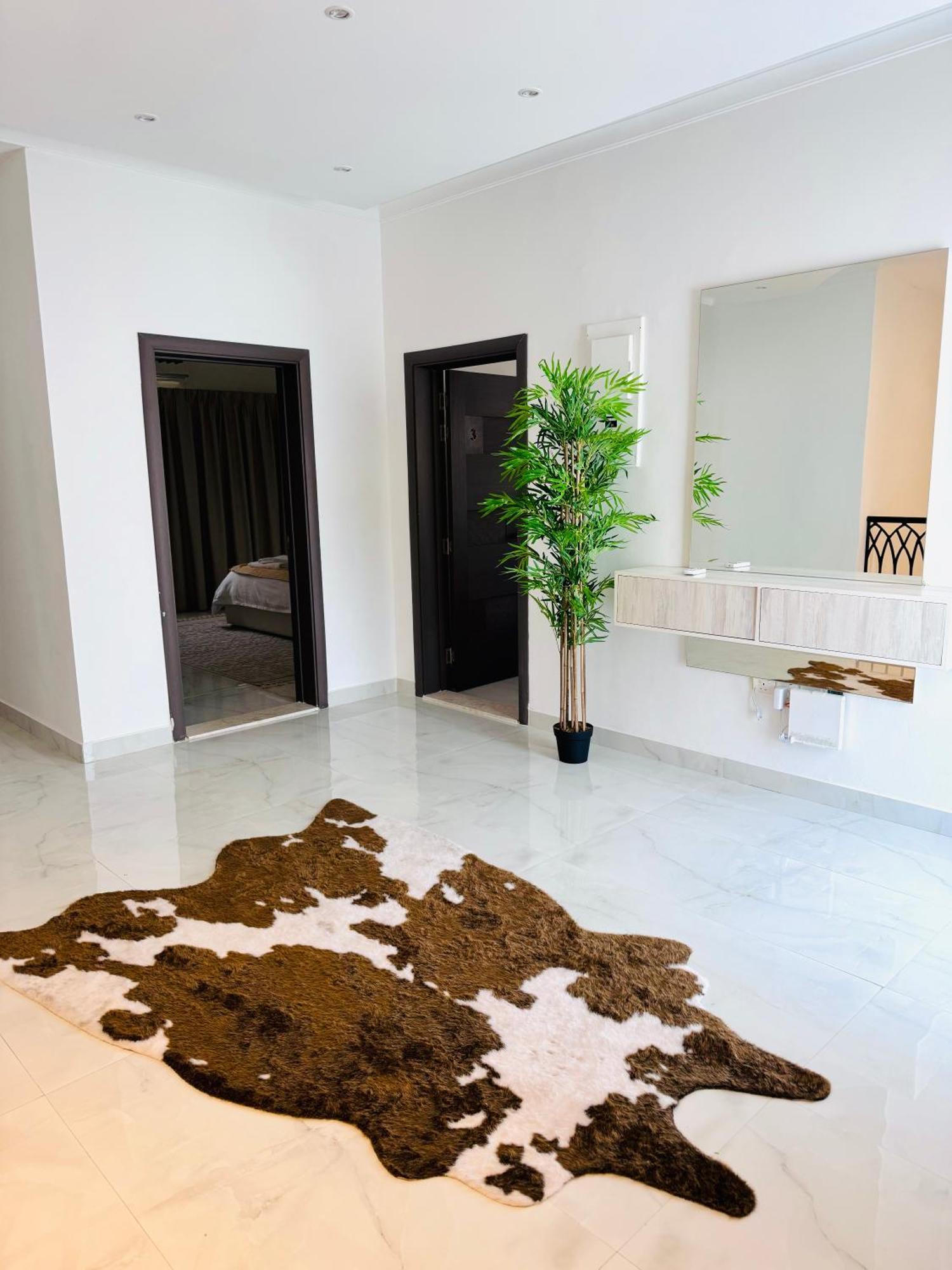 Villa Beautiful Private With Pool Dubai