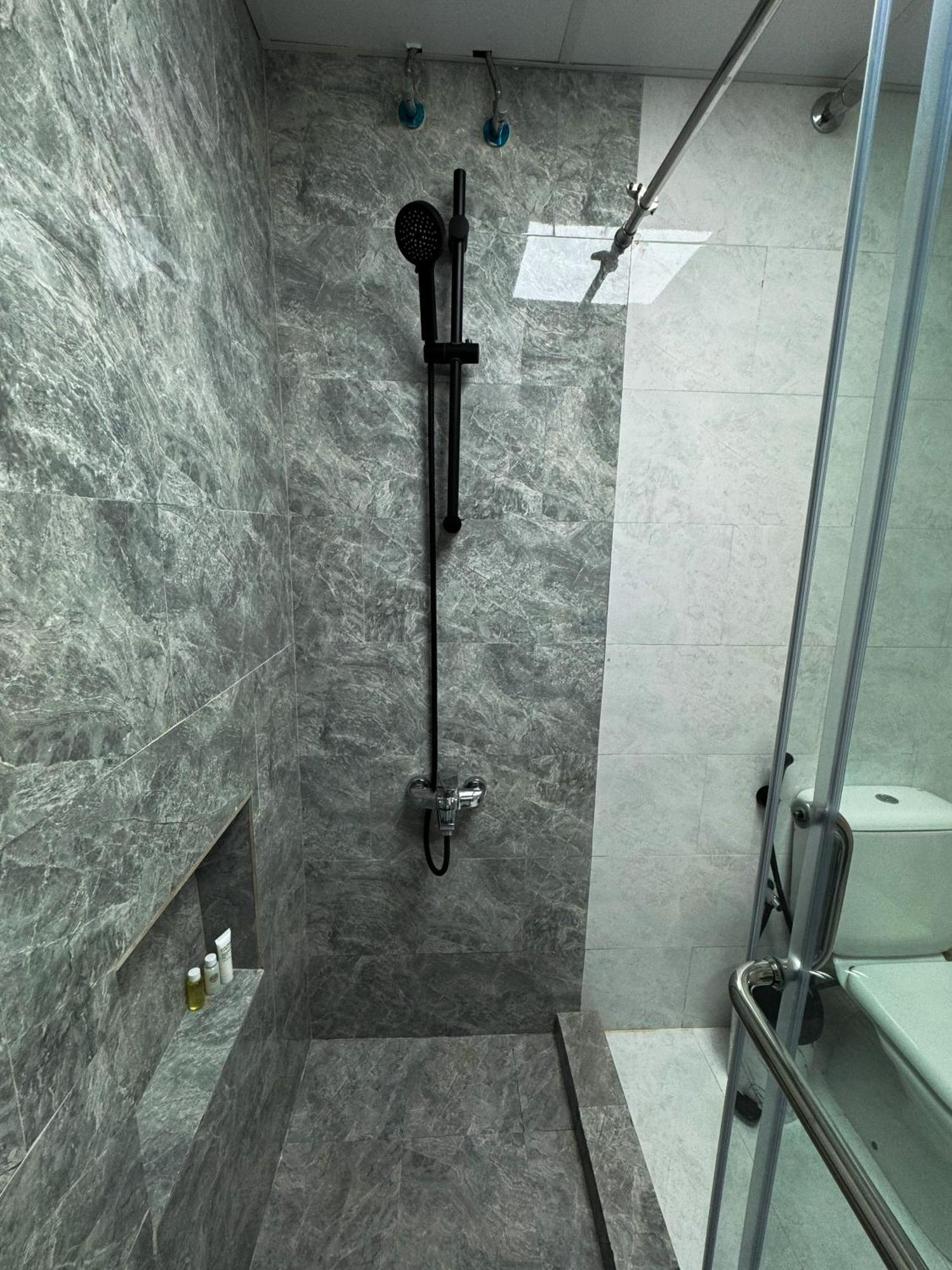 Beautiful Private With Pool Dubai