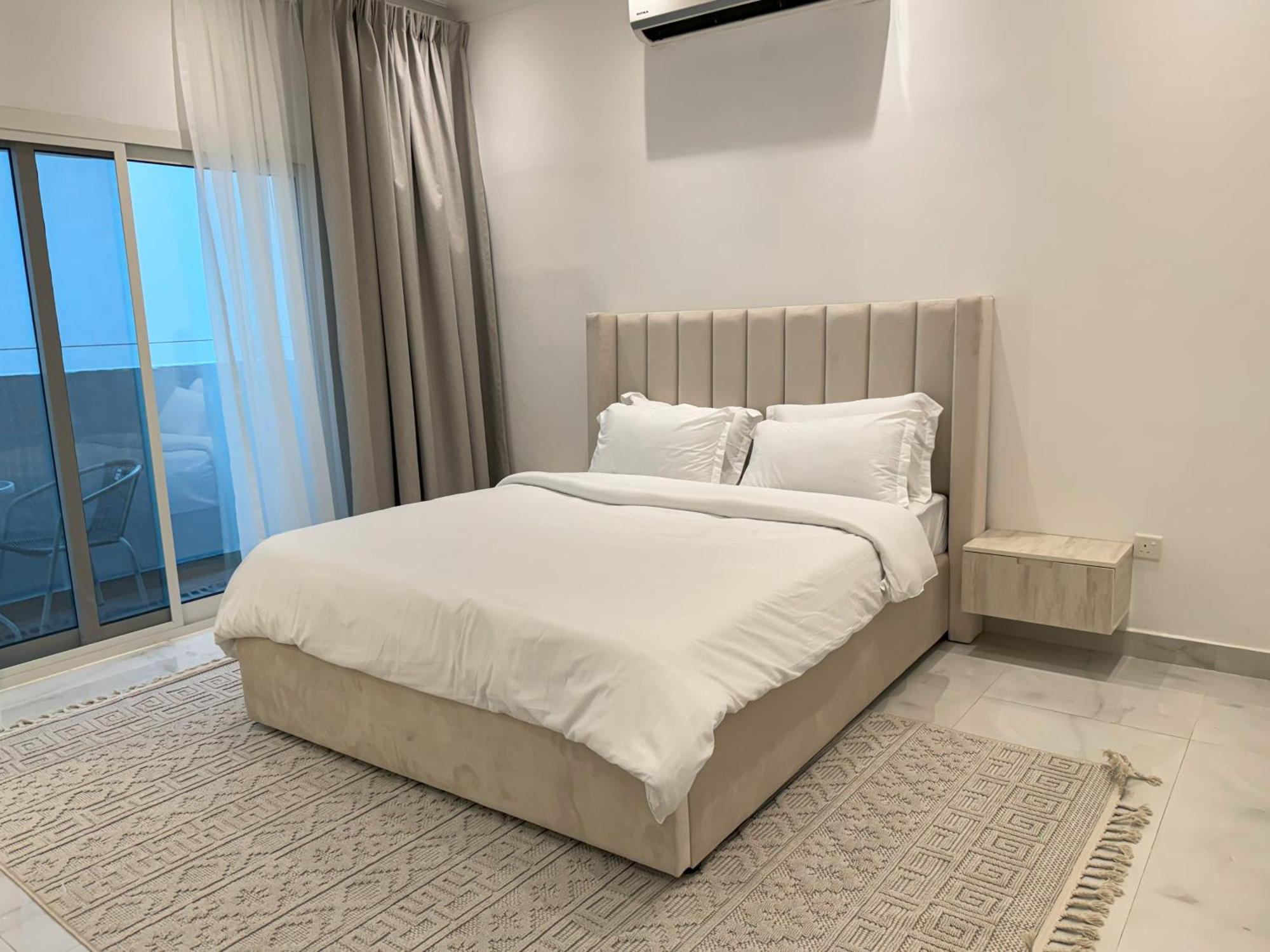 विला Beautiful Private With Pool Dubai